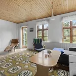 4726-aakirkeby-sondre-landevej-208 * Åkirkeby
